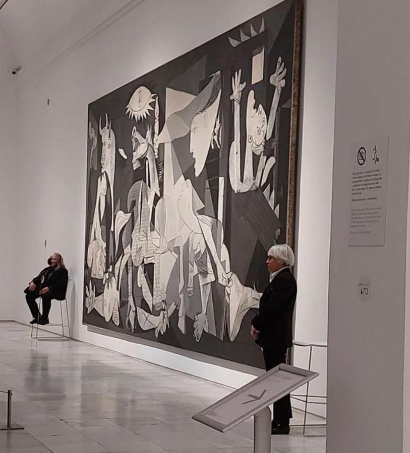 Apartament Reina Sofia Museum House Madryt Zewnętrze zdjęcie