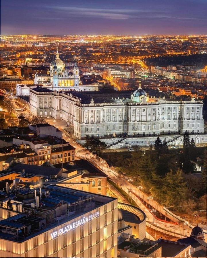 Apartament Reina Sofia Museum House Madryt Zewnętrze zdjęcie